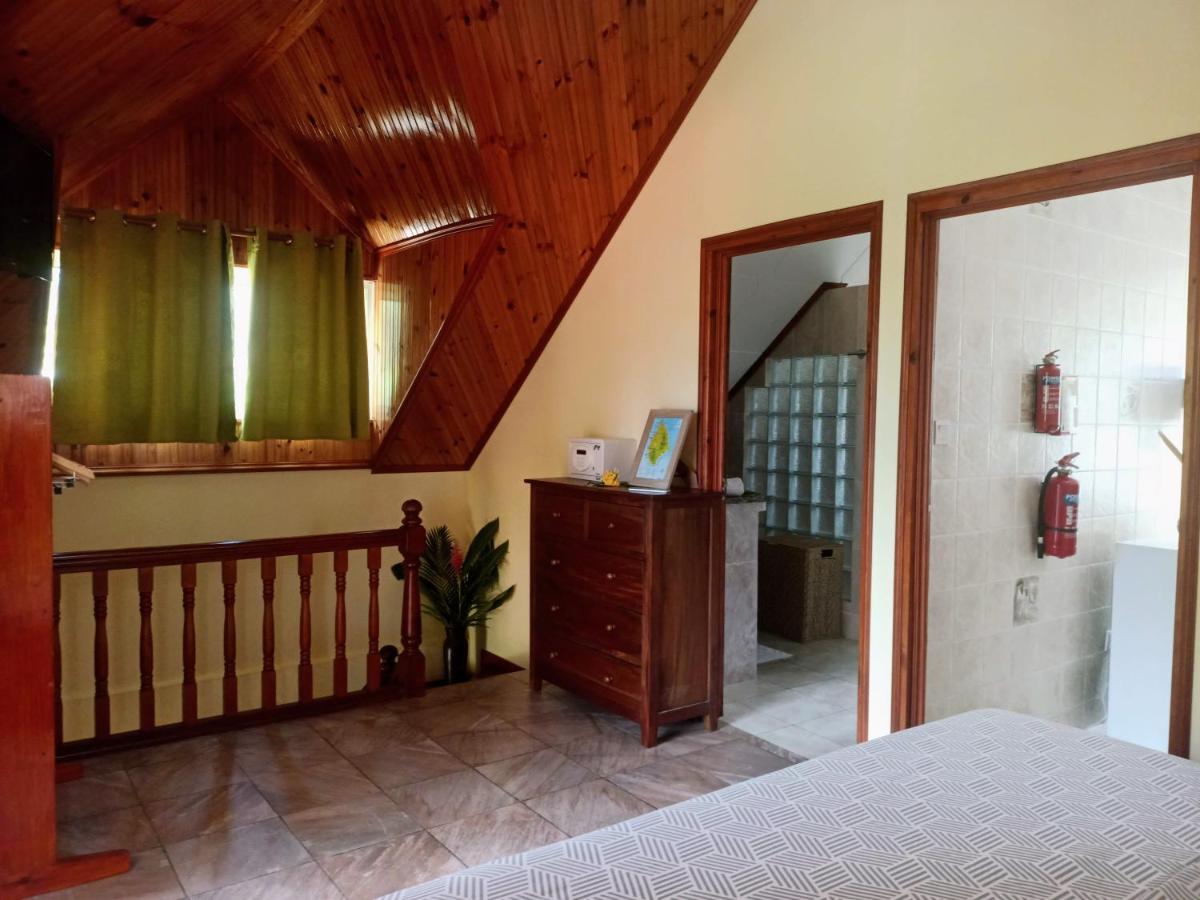 Badamier Self-Catering Lejlighed La Digue Eksteriør billede