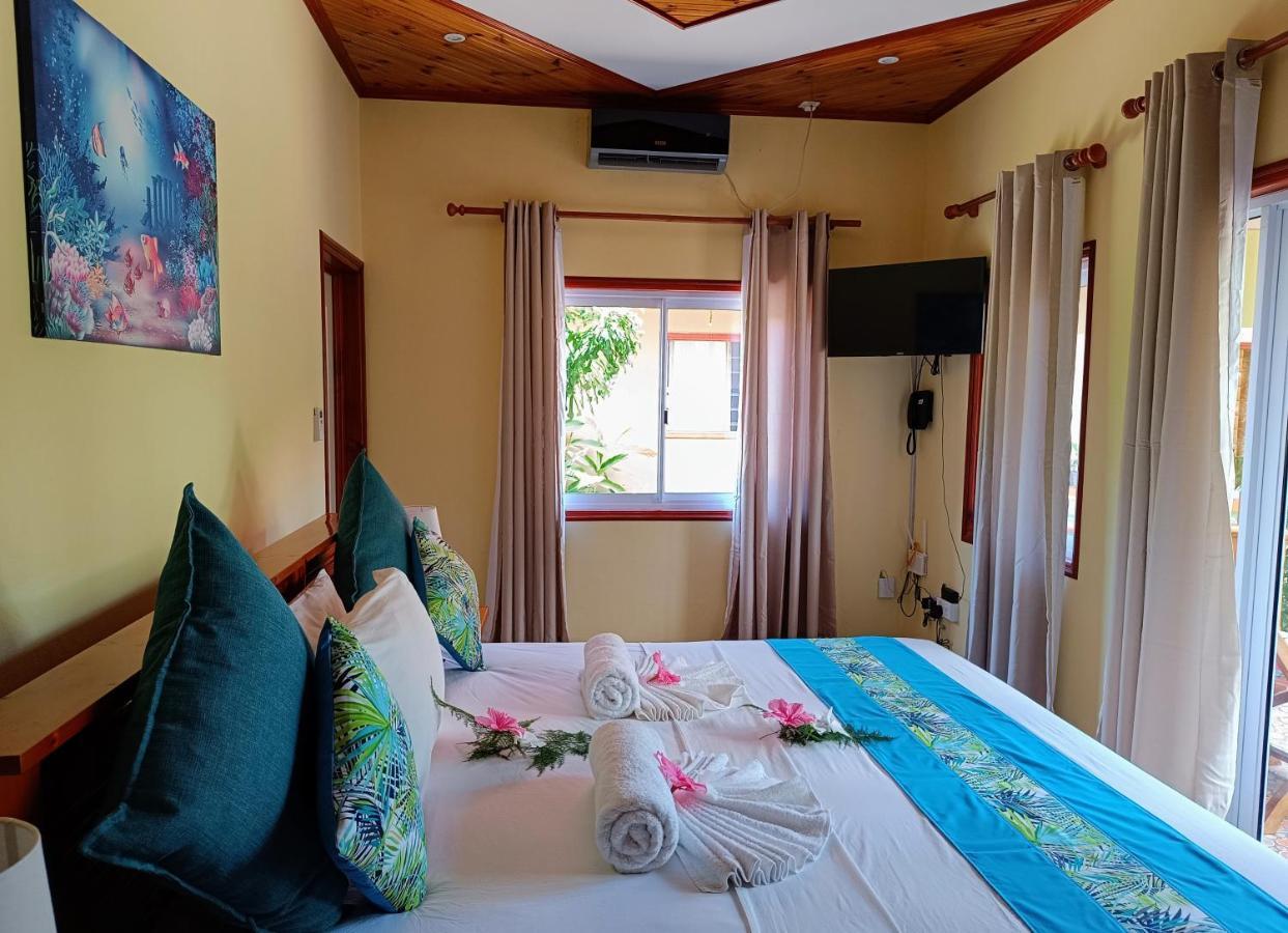 Badamier Self-Catering Lejlighed La Digue Eksteriør billede